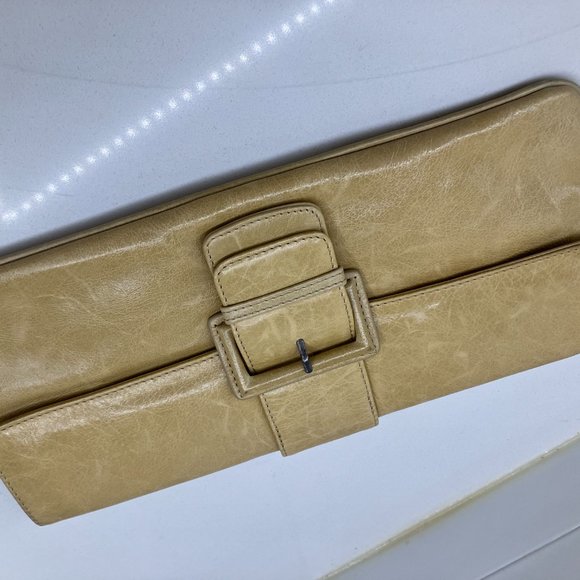 Gold Hobo International Clutch - Picture 4 of 5